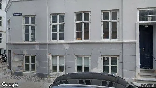 Lejligheder til salg i København K - Foto fra Google Street View