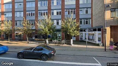 Lejligheder til salg i Charlottenlund - Foto fra Google Street View
