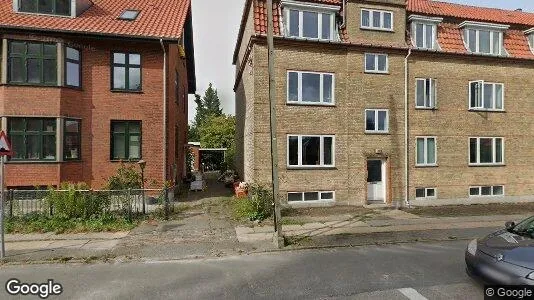Lejligheder til salg i Brønshøj - Foto fra Google Street View
