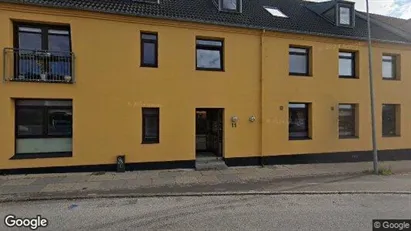 Lejligheder til salg i Frederiksværk - Foto fra Google Street View Lejligheder til salg i Frederiksværk - Foto fra Google Street View