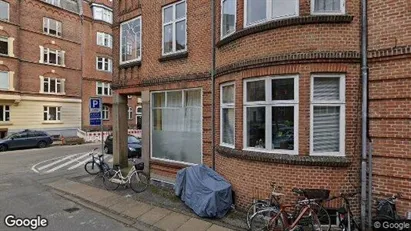 Lejligheder til salg i Århus C - Foto fra Google Street View Lejligheder til salg i Århus C - Foto fra Google Street View