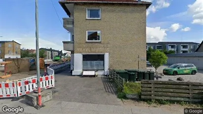 Lejligheder til salg i Søborg - Foto fra Google Street View Lejligheder til salg i Søborg - Foto fra Google Street View