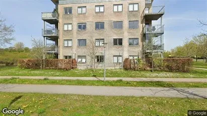 Lejligheder til salg i Ballerup - Foto fra Google Street View Lejligheder til salg i Ballerup - Foto fra Google Street View