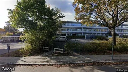 Lejligheder til salg i Kongens Lyngby - Foto fra Google Street View Lejligheder til salg i Kongens Lyngby - Foto fra Google Street View