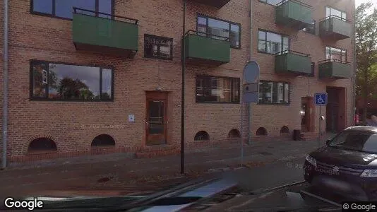 Lejligheder til salg i Charlottenlund - Foto fra Google Street View