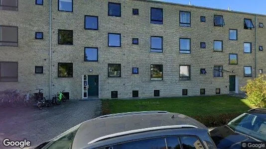 Lejligheder til salg i Brønshøj - Foto fra Google Street View