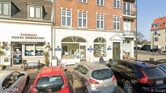 Lejligheder til salg i Charlottenlund - Foto fra Google Street View