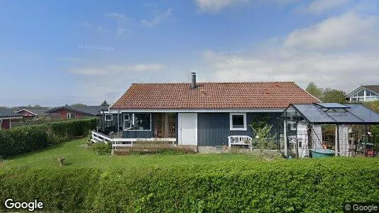 Lejligheder til salg i Karrebæksminde - Foto fra Google Street View