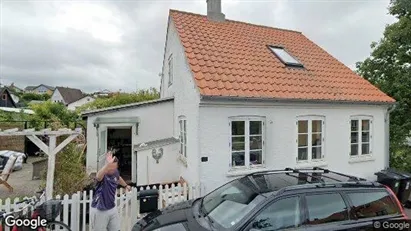 Lejligheder til salg i Svaneke - Foto fra Google Street View