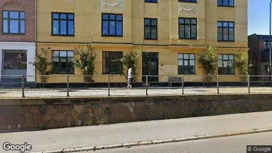Lejligheder til salg i Hellerup - Foto fra Google Street View