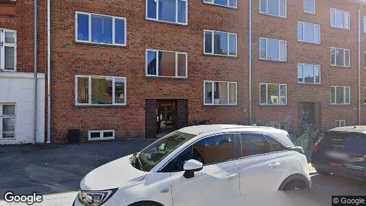Lejligheder til salg i Brønshøj - Foto fra Google Street View