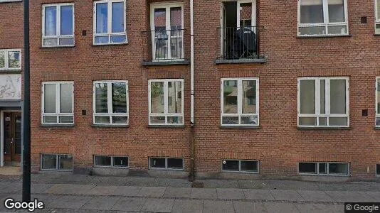 Lejligheder til salg i Charlottenlund - Foto fra Google Street View
