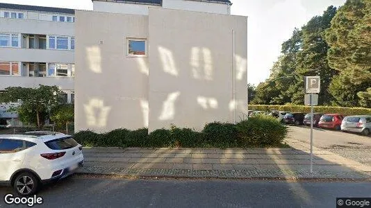 Lejligheder til salg i Charlottenlund - Foto fra Google Street View