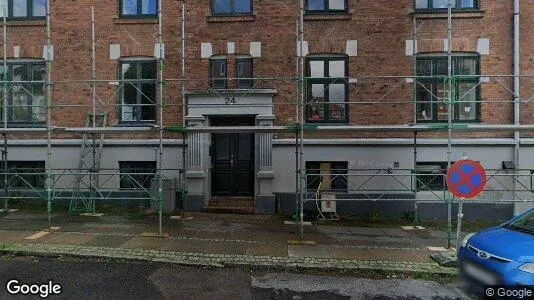 Lejligheder til salg i Charlottenlund - Foto fra Google Street View