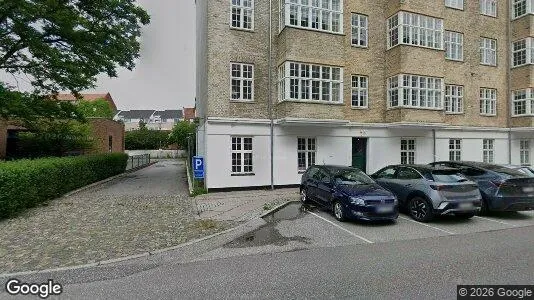 Lejligheder til salg i Hellerup - Foto fra Google Street View