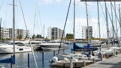 tuborg lejlighed med direkte udsigt til Svanemøllebugten.