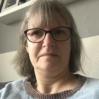 Mette søger 70-90 m2 lejlighed / rækkehus i Allerød til leje