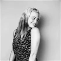 Camilla søger: lejlighed eller rækkehus til leje i Snertinge 